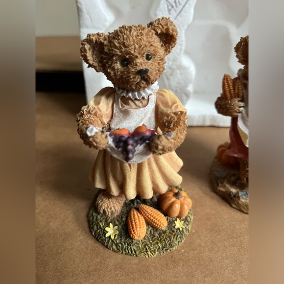 Harvest Bears Figurines 3pc RARE Holiday Decor from Home Interiors and Gifts Co. - Picture 2 of 6